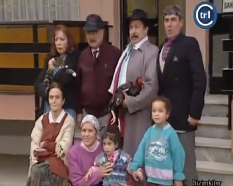 Bizimkiler -kaybolan yıllar - kimler geldi  kimler geçti  - 2012 -Ajda pekkan  -Sezen Aksu -kolaj serbülent öztürk