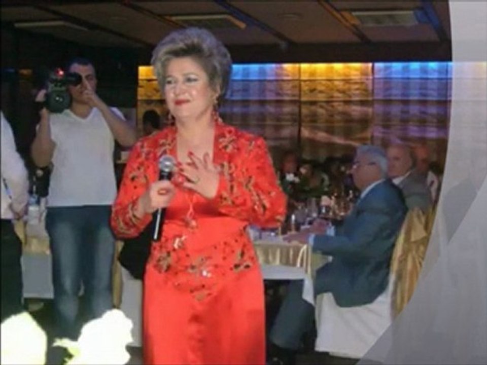 Ayşe Taş ~ Meclis-i Vaslında Giryân Olduğum Mâzur Tut