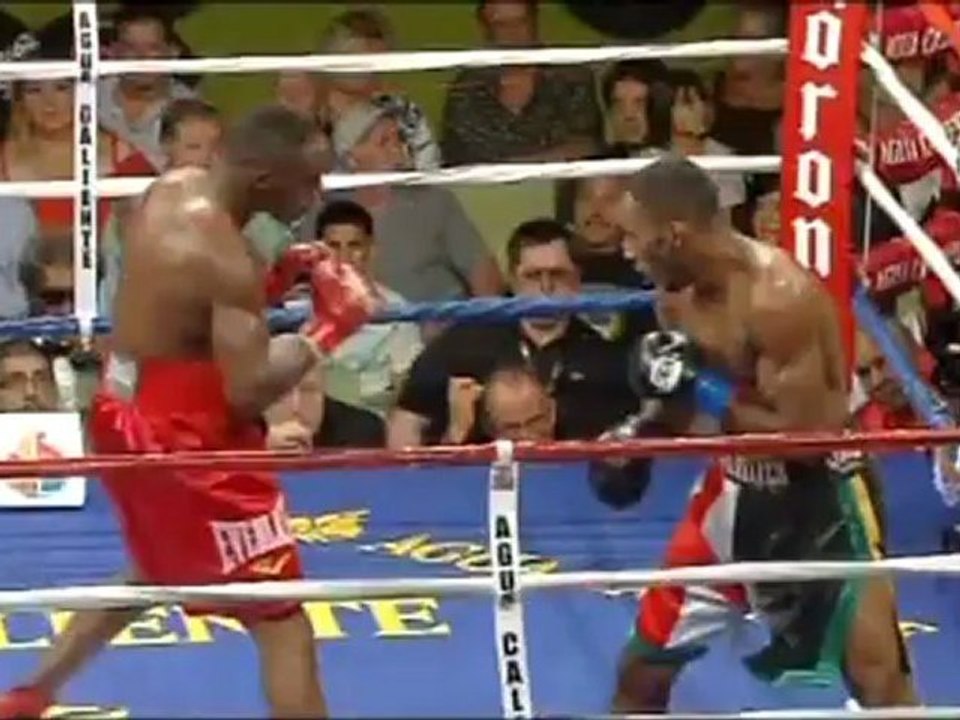 2009-08-01 Devon Alexander vs Junior Witter