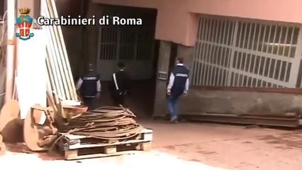 Roma - Contraffazione, scarpe nike false (15.10.12)