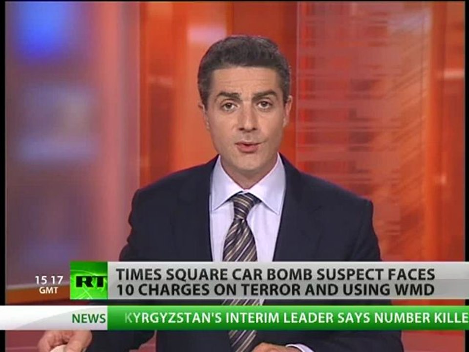 Ouch! 1st ever crash of luxury Mercedes SLS AMG Gullwing in Russia