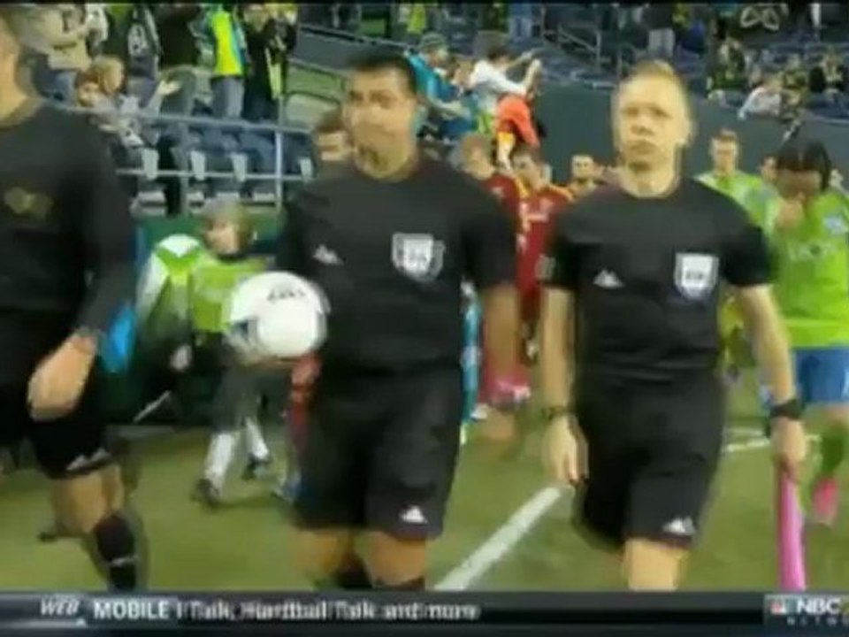 Ösi-Goalie rettet Tiffert-Team Remis