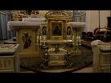 Aversa (CE) - Quadro della madonna di Casaluce sul baldacchino (11.10.12)