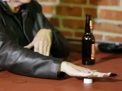 Rattled (DVD and Gimmick) by Dan Hauss - Magic Trick