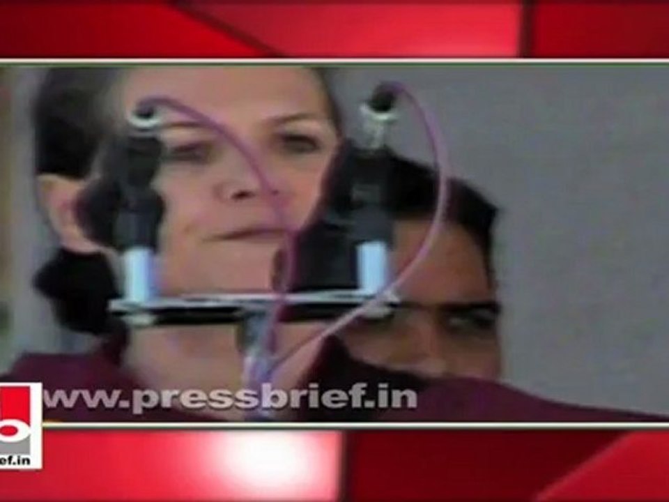 Sonia Gandhi: We will continue our talks with Pakistan to solve Kashmir issue
