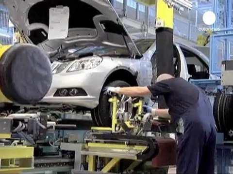 Almanya, büyüme tahminlerini düşürdü