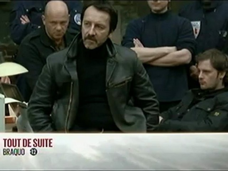 D8: Tout de suite Braquo (2012)