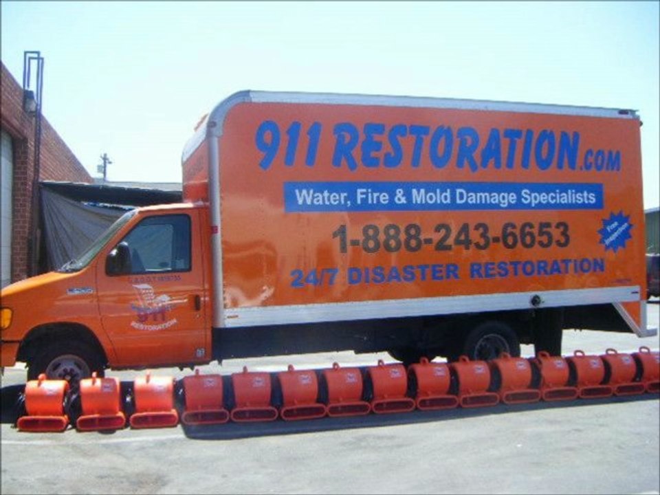 Water Damage Cleanup Los Angeles