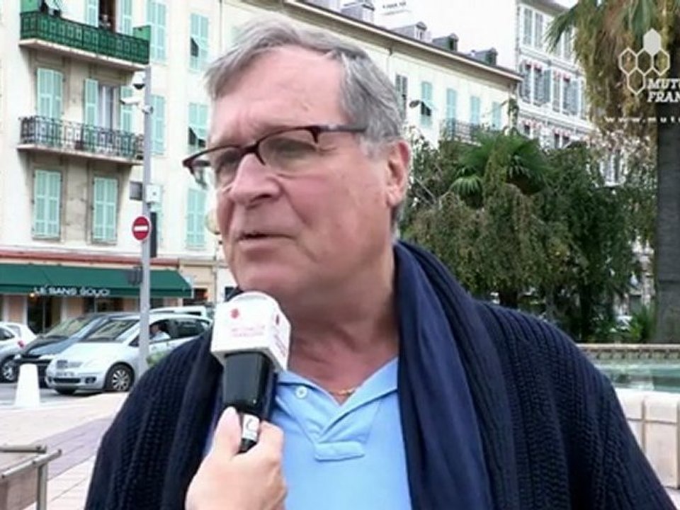 Une mutuelle : à quoi ça sert ? Paroles de rue, réponses de militants