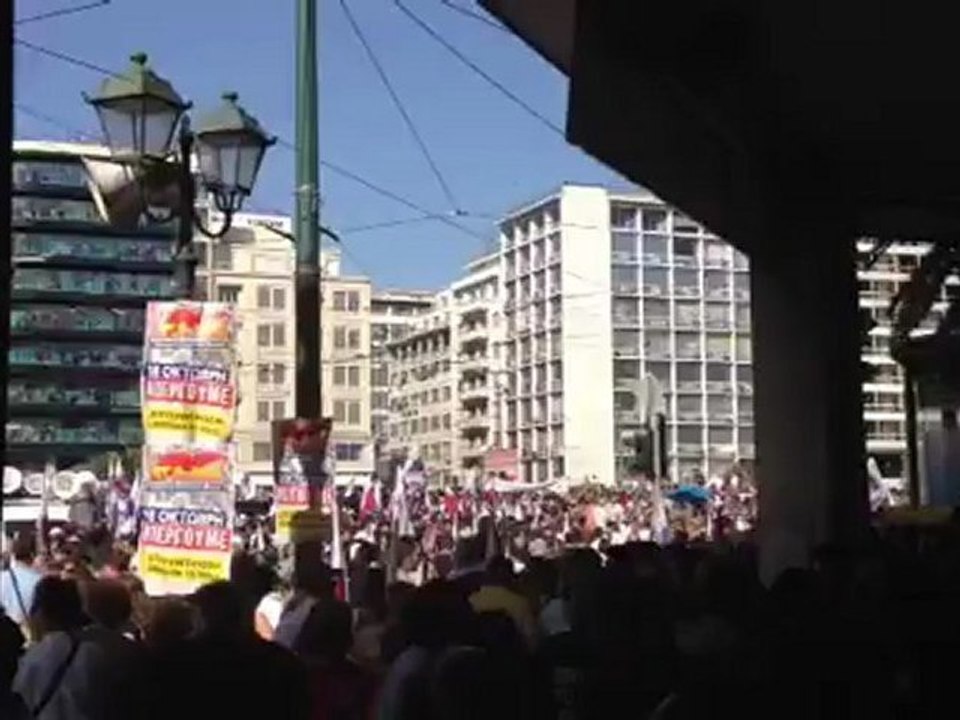 Ενός λεπτού σιγή για τον οικοδόμο - Αθήνα - Απεργία ΓΣΕΕ ΑΔΕΔΥ