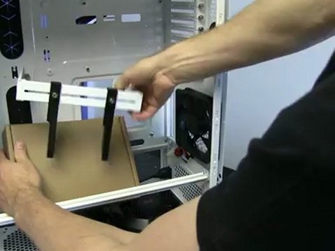 Azza Genesis 9000 High Performance Full Tower Gaming Case Unboxing & First Look Linus Tech Tips