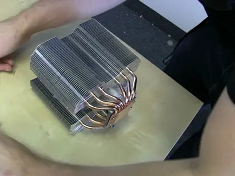 Zalman CNPS14X Dual Tower Heatsink Cooler Unboxing & First Look Linus Tech Tips