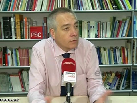 Navarro ve posible que Rubalcaba asuma tesis del PSC
