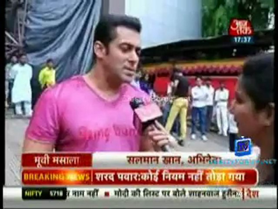 Movie Masala [AajTak News] 18th October 2012 Video Watch p1