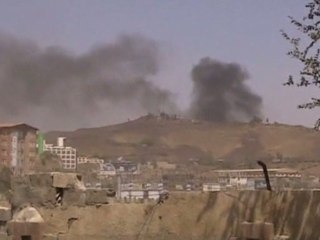 Explosions rock Yemen arms depot