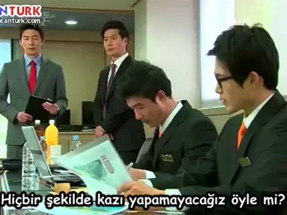 canlavbikamMONEY_09_clip0