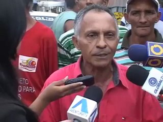 Conductores de Maracaibo cierran vía en Los Estanques como medida de protesta