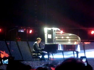 Muse - Falling down @ Park&Suites Arena Montpellier - 16/10/2012