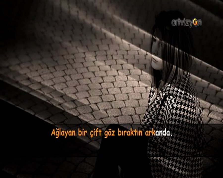 Enstrümantal - Anlamazdın (Una Calle No Separa)