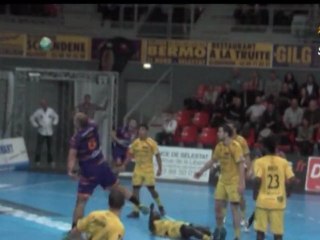 Selestat AHB  -Tremblay : Djordje au lob sur Malina