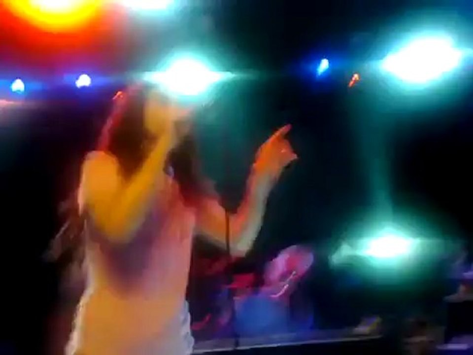 Kolera-İstanbul BGM Konseri 2010-Sermin Canlı Performans.mp4