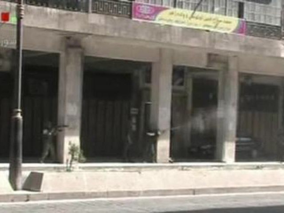 La télévision d'Etat syrienne diffuse des images de l'armée régulière contrôlant Alep