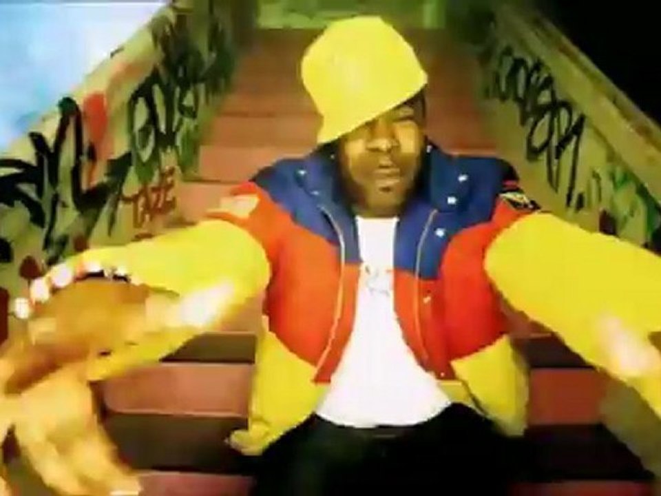 Chris Brown Feat Lil Wayne and Busta Rhymes "Look At Me Now" Official Video