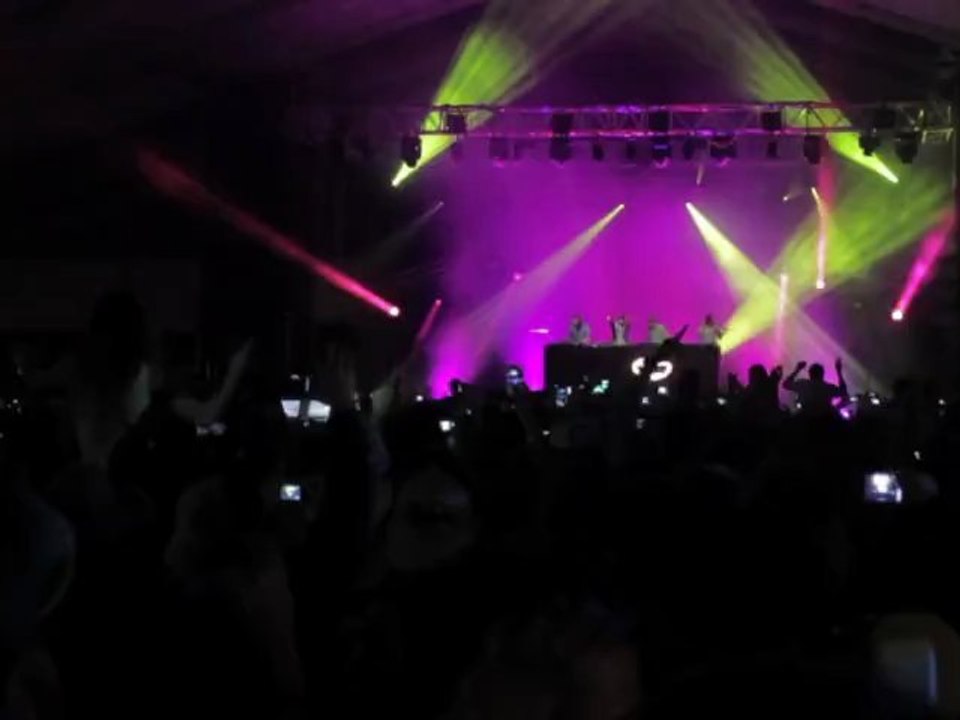 Live C2C 28-/09/2012 Marsatac - Marseille (Dock des Suds)