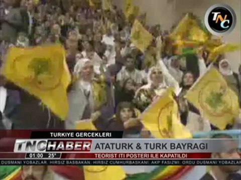 Ataturk ve Turk Bayragi apo itinin posteri ile kapatildi