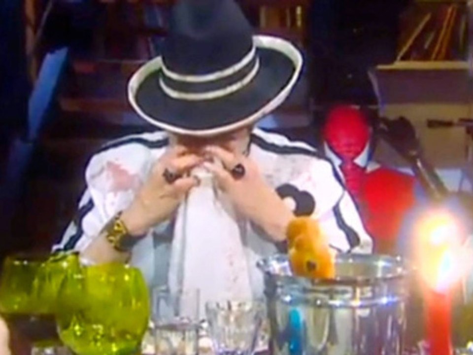 Geneviève de Fontenay victime d'une belle gaffe de Bigard.