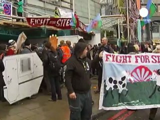 Dale Farm, manifestazioni a Londra nell'anniversario...