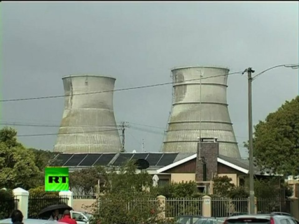 Demolition video: Athlone cooling towers collapse in Cape Town