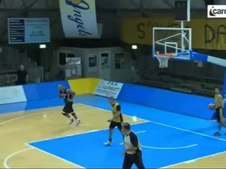 Icaro Sport. L'esordio di Carlton Myers nella NBU della Uisp