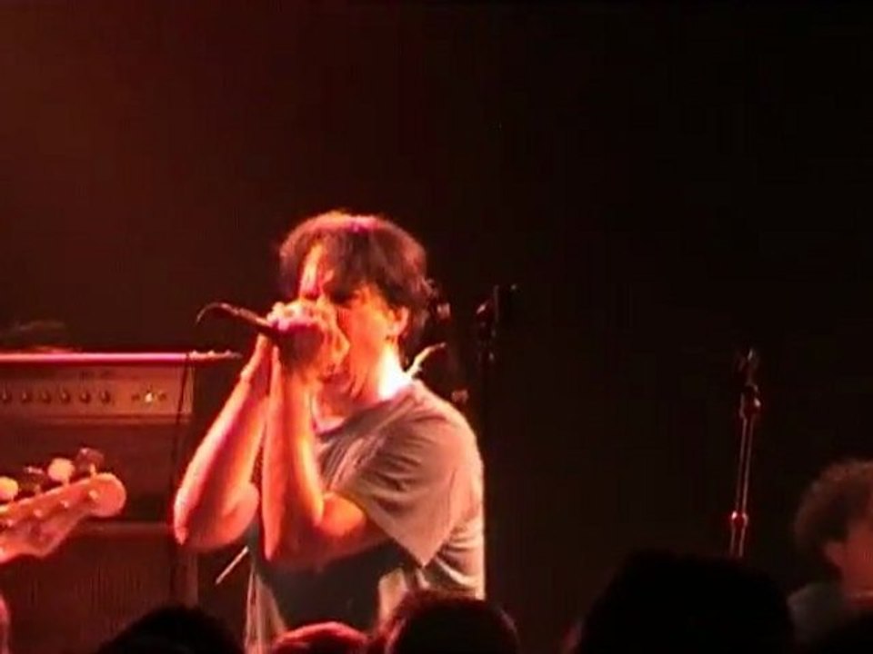 Punch - Negative Approach, aux Mains D'Oeuvres, à Paris, le 19 octobre 2012.