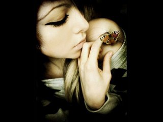 GÖKYÜZÜNDE PARLAYAN YILDIZ