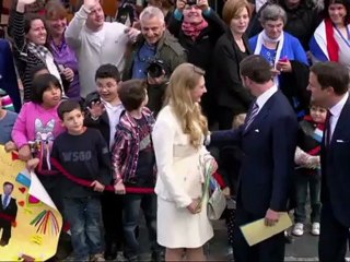 Luxembourg royals kiss on palace balcony after wedding