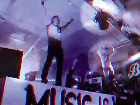 David Guetta & Nicky Romero - Metropolis (Official Music Video)