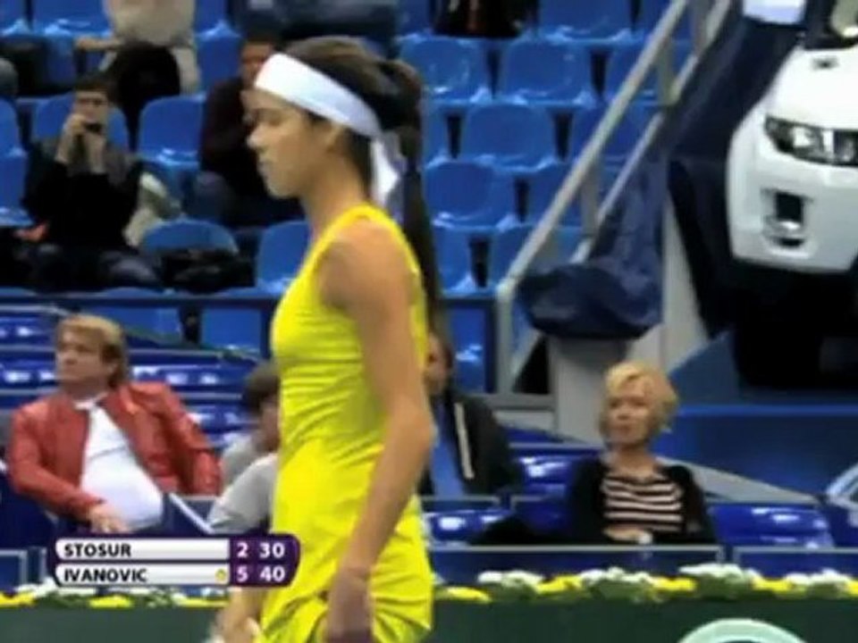 Moskau: return-flaute bei ivanovic - stosur im finale
