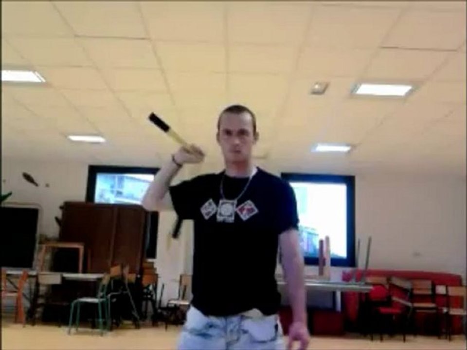 Démo aux nunchakus !!! (8 mois de nunch)