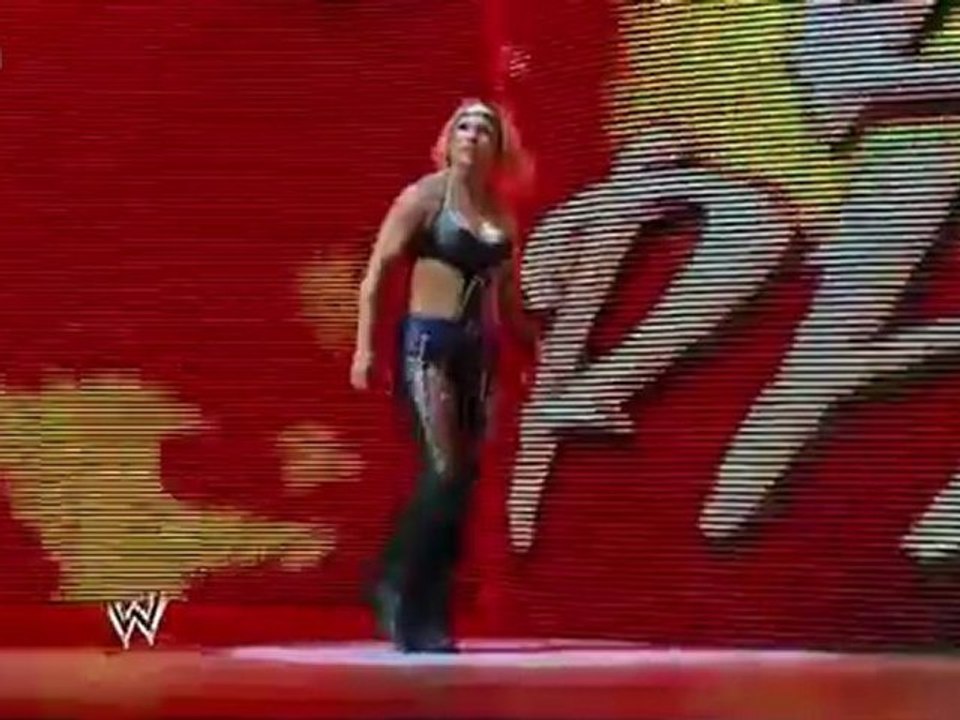 Beth Phoenix Vs. Kaitlyn - WWE Superstars 10/18/12