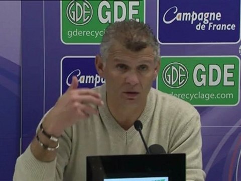 Conférence de presse SM Caen - EA Guingamp : Patrice GARANDE (SMC) - Jocelyn GOURVENNEC (EAG) - saison 2012/2013