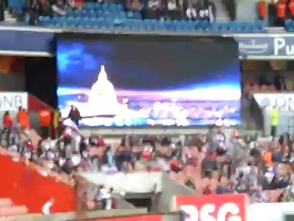 PRESENTATION DE L'EQUIPE DU PSG .