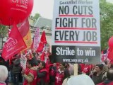 Milhares de pessoas protestam em Londres contra austeridade