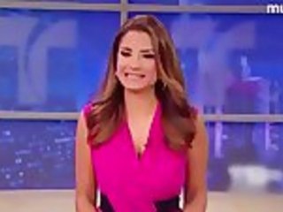 Hilarious Green Screen Prank on Weather Girl