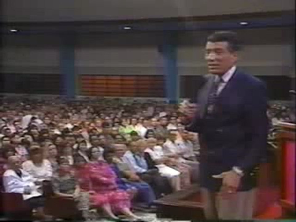 Testimonio de Nicky Cruz   Parte 2