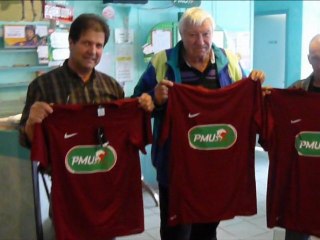 REMISE DES MAILLOTS PMU