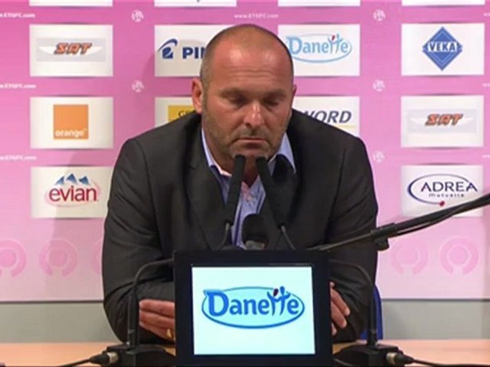 Conférence de presse Evian TG FC - Toulouse FC : Pascal DUPRAZ (ETG) - Alain  CASANOVA (TFC) - saison 2012/2013