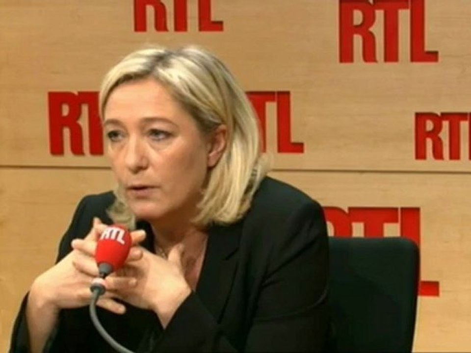 Marine Le Pen, présidente du FN : "Je suis atterrée par les réactions d'hystérie de la classe politique"