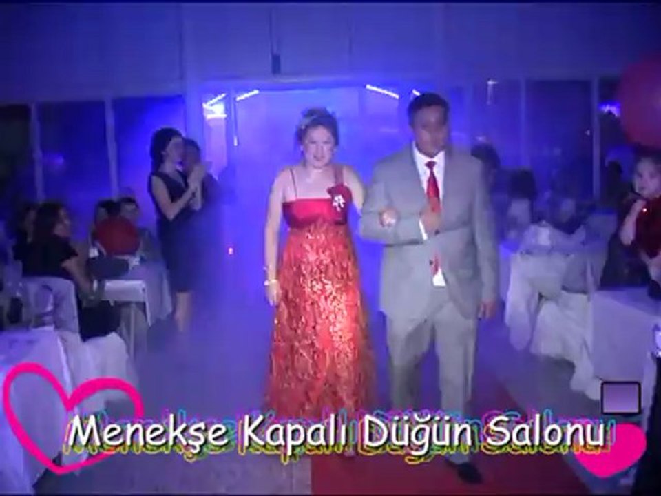 Menekşe Kapalı Salon giriş