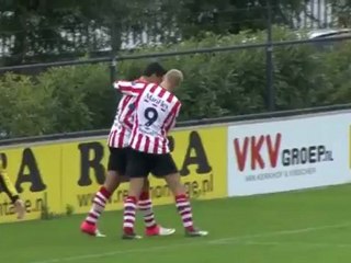 Γκολ από τη σέντρα στην Ολλανδία